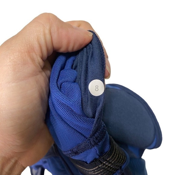 Lululemon Deep V Tank Sz 8 (Runs Small eg 6) Blue Racerback Herringbone Pattern - Picture 12 of 14